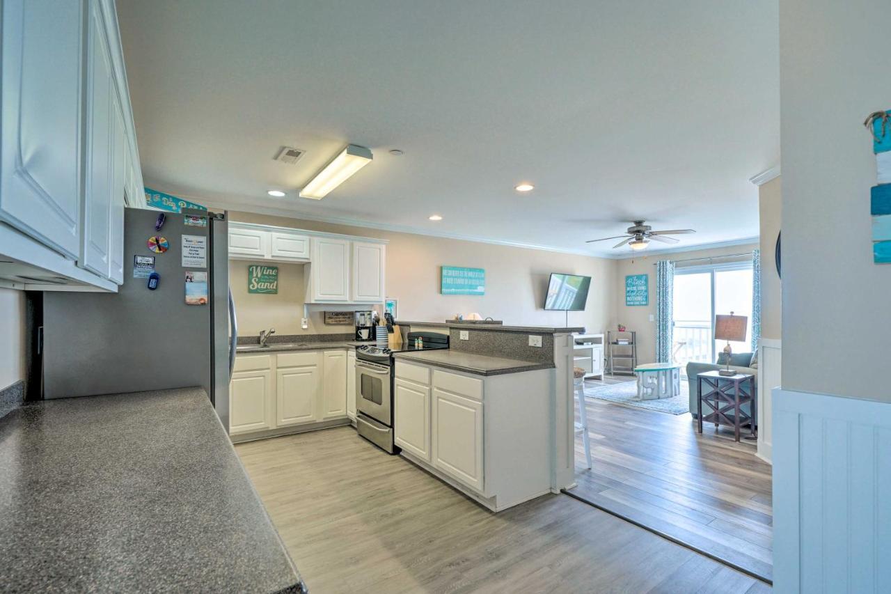 Ocean-View Oak Island Condo, 1 Block To Beach! מראה חיצוני תמונה