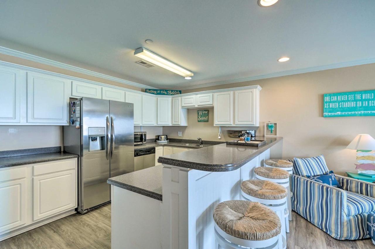 Ocean-View Oak Island Condo, 1 Block To Beach! מראה חיצוני תמונה
