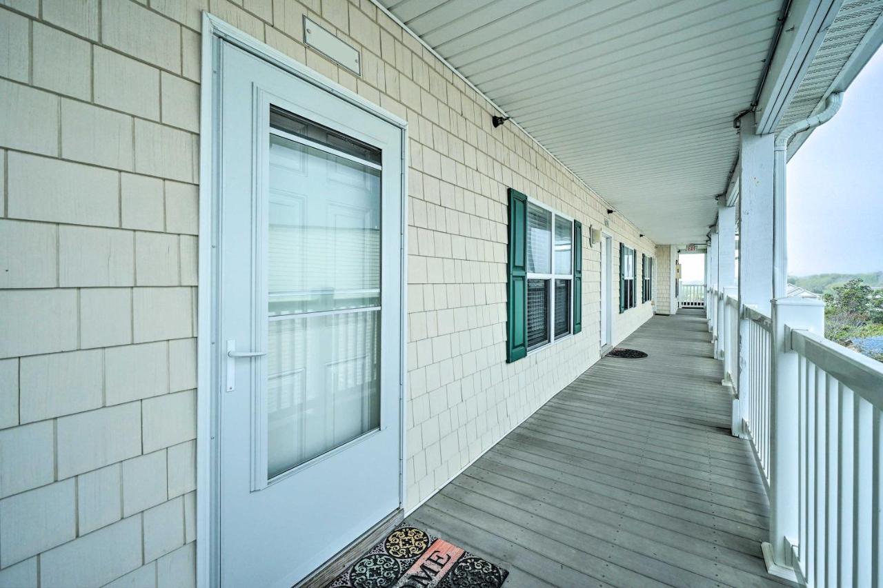 Ocean-View Oak Island Condo, 1 Block To Beach! מראה חיצוני תמונה